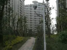 凯蓝名都小高层三房 户型实用 客厅进出阳台 视野不错