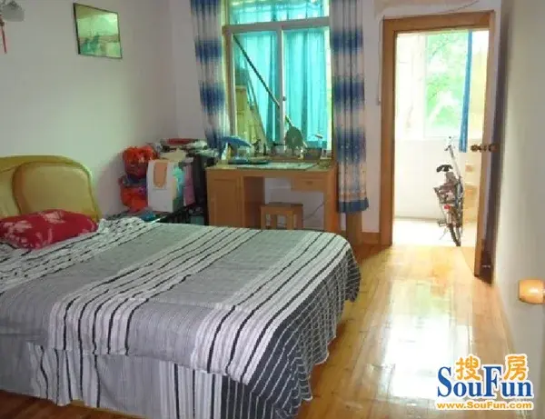 双港东大街硬质合金厂宿舍二手房出售,两室一