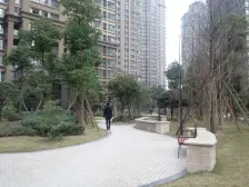 一线高尔夫+精装带地暖+板式大平层+汽博3号15号线