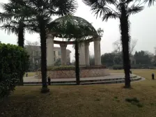 中航云岭二期 5室2厅 东南