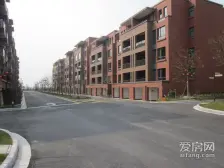 滴水湖馨苑二期 4室2厅 南