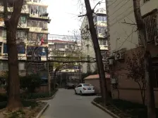 南北的两室一厅房子产权清晰一楼带花园 产权清晰