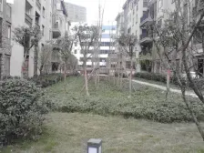 步行街旁,花园洋房,住家安静,配套成熟,方便看房