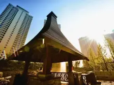 华发新城一期 精装修三室 房子采光好 配套齐全