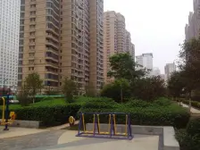 燕庄地铁口,朝南,满五年 无贷款 业主诚心出售