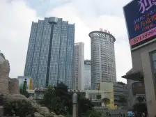 观音桥 红鼎国际名苑六房150万