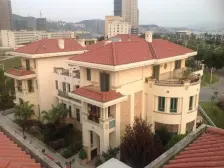 500万重金装修轻奢风,前后带近百平花园