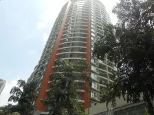 金科物业2梯4户大平层 户型方正采光好 购物出行方便