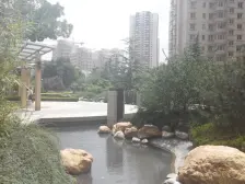 地铁口 花园小区 朝南户型 装修到位 伶包入住