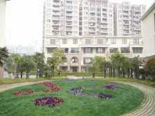 新上!精装带中 央空调可拎包入住,满五税少,诚意卖