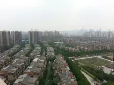 江南第一城三期中间位置,户型方正实用