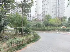 房子装修不错,直接可入住,楼层采光好,看房方便