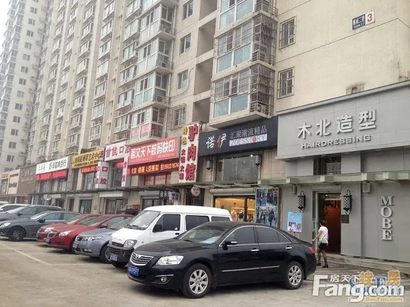 朝阳街附近的地铁口 wKgH_FM5SAKICpniAAG07-AGSF0AAFSvAAmdz0AAbUH346.jpg