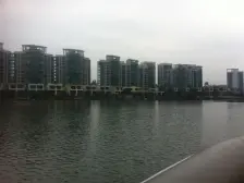 顶复带天台花园的空中别墅,看全湖景,一览无遗