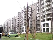 地铁口,名邸三期顶复,三层,利用空间大