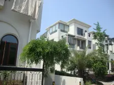 金鸡湖边 花园电梯洋房 毛坯户型方正 只为卖掉