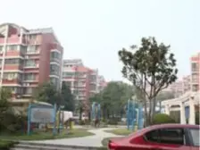 育贤花园 前排复式带院子 精装修 少有得好产品