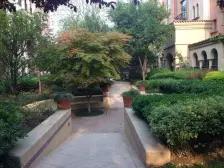 普罗旺世新上毛坯联排别墅 诚心出售 看房方便