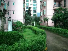 荔景山庄 电梯 2房82平 朝花园看中可谈